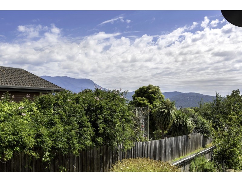1/12 Baynton Street, Kingston TAS 7050