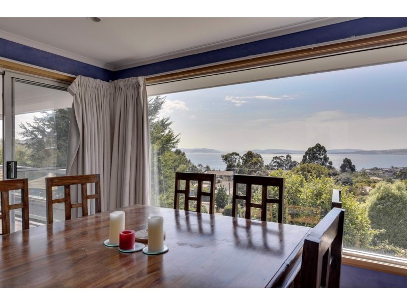 23 Tinderbox Road, Blackmans Bay TAS 7052