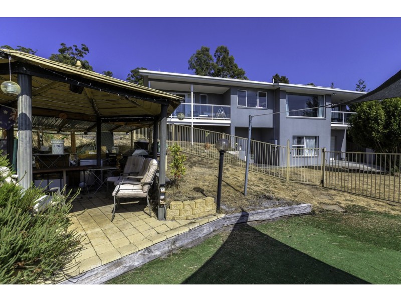 23 Tinderbox Road, Blackmans Bay TAS 7052