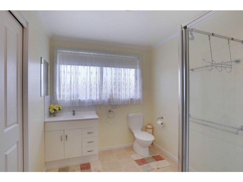 507 Village Drive, Kingston TAS 7050