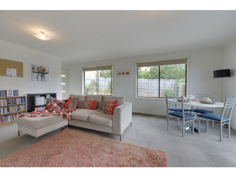 1/3 Olivia Court, Kingston TAS 7050