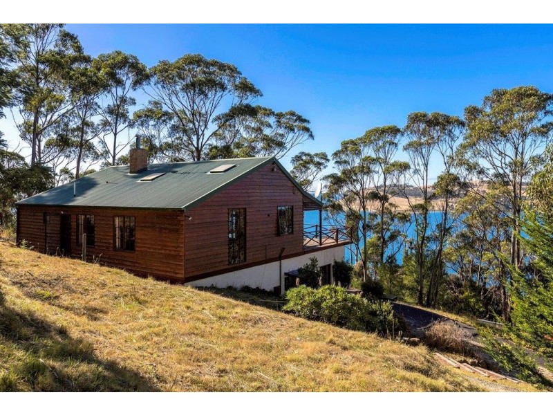 325 Tinderbox Road, Tinderbox TAS 7054