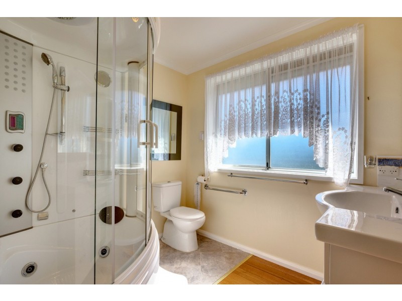 24 Cleburne Street, Kingston TAS 7050