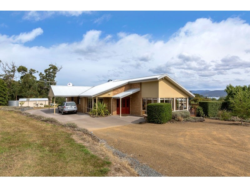 25 Draper Road, Howden TAS 7054