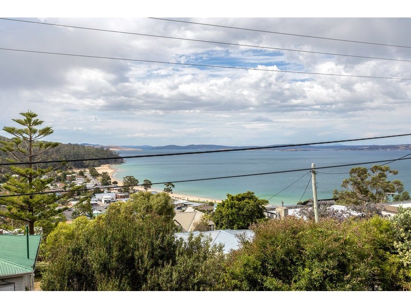18 Auburn Road, Kingston Beach TAS 7050