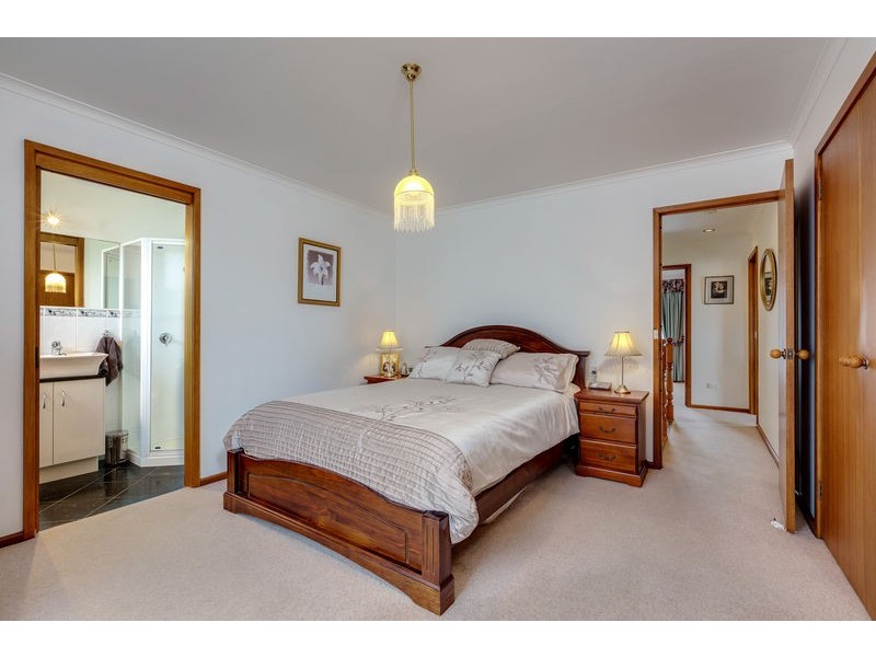 18 Auburn Road, Kingston Beach TAS 7050