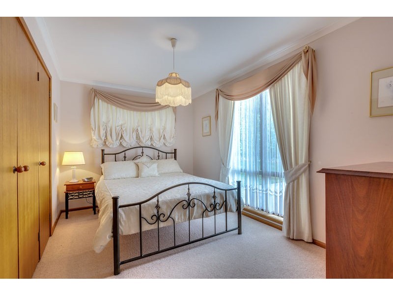 18 Auburn Road, Kingston Beach TAS 7050