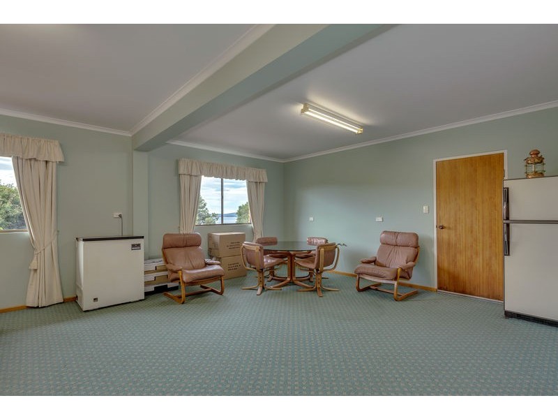 18 Auburn Road, Kingston Beach TAS 7050