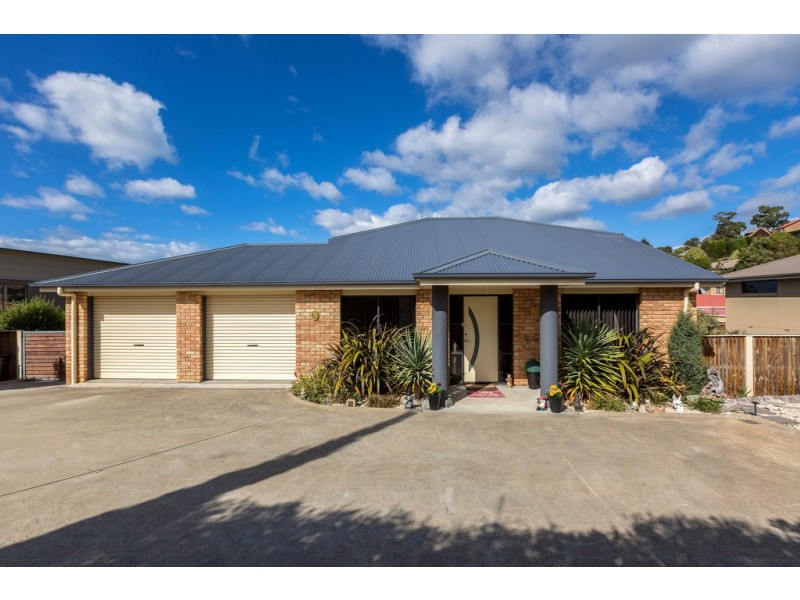 25 Hillside Drive, Blackmans Bay TAS 7052
