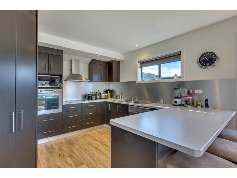 25 Hillside Drive, Blackmans Bay TAS 7052