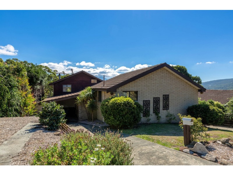 9 Mona Street, Kingston TAS 7050