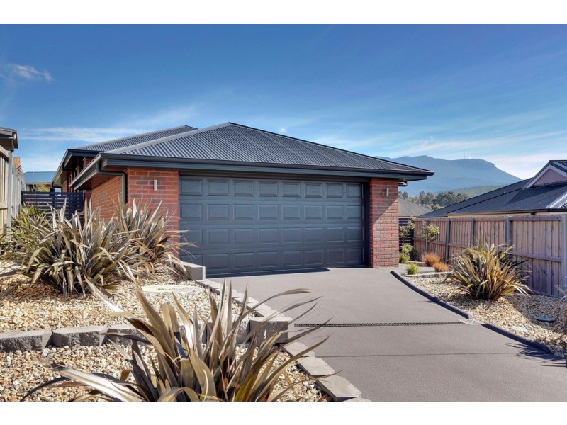 30 Ineke Drive, Kingston TAS 7050