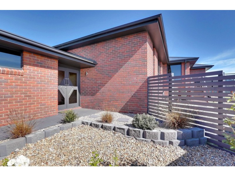 30 Ineke Drive, Kingston TAS 7050