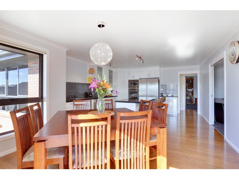 30 Ineke Drive, Kingston TAS 7050