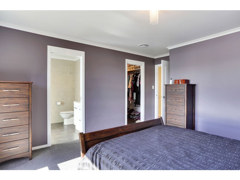 30 Ineke Drive, Kingston TAS 7050