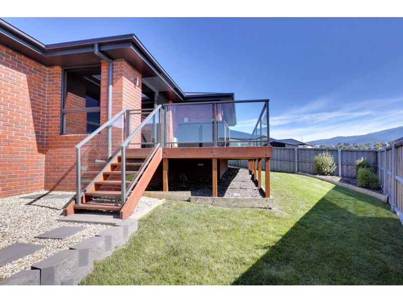 30 Ineke Drive, Kingston TAS 7050