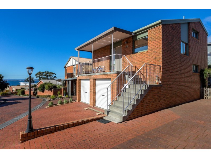 10/180 Roslyn Avenue, Blackmans Bay TAS 7052