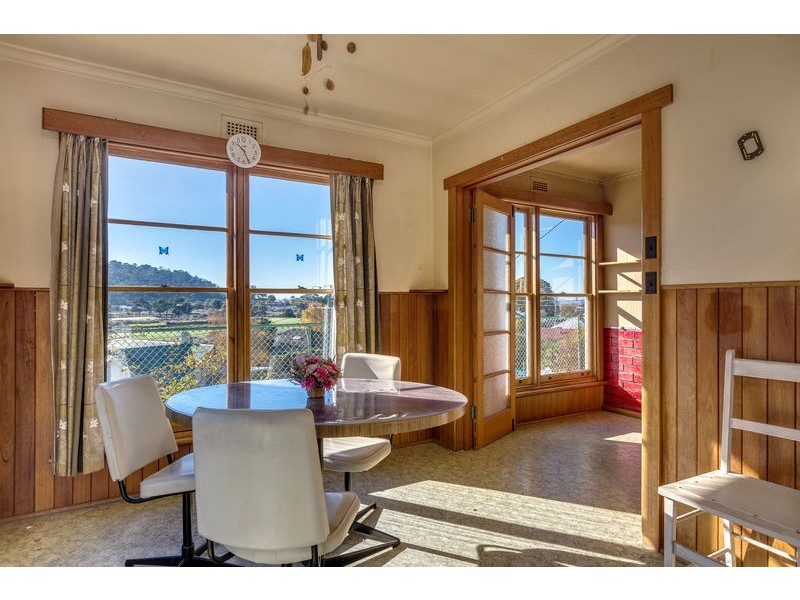 54 Beach Road, Kingston Beach TAS 7050