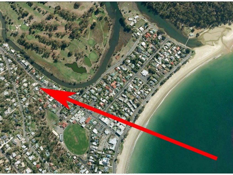 54 Beach Road, Kingston Beach TAS 7050