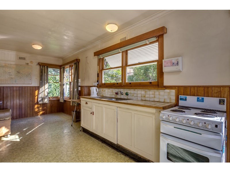 54 Beach Road, Kingston Beach TAS 7050