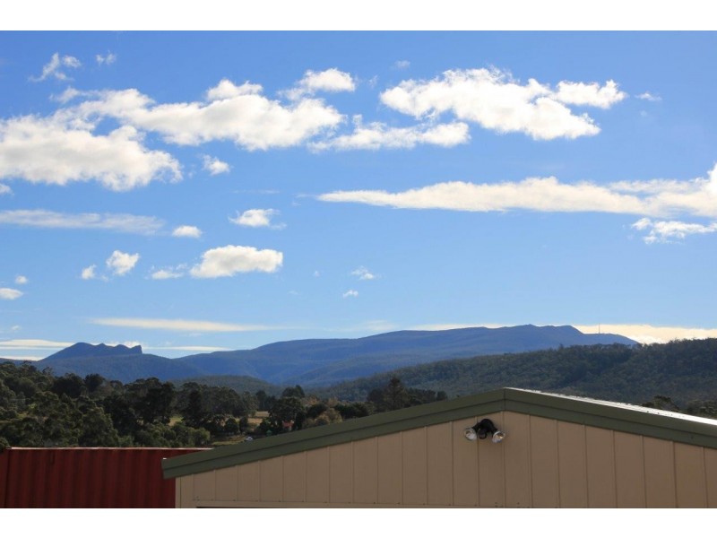 28 Crimson Drive, Margate TAS 7054