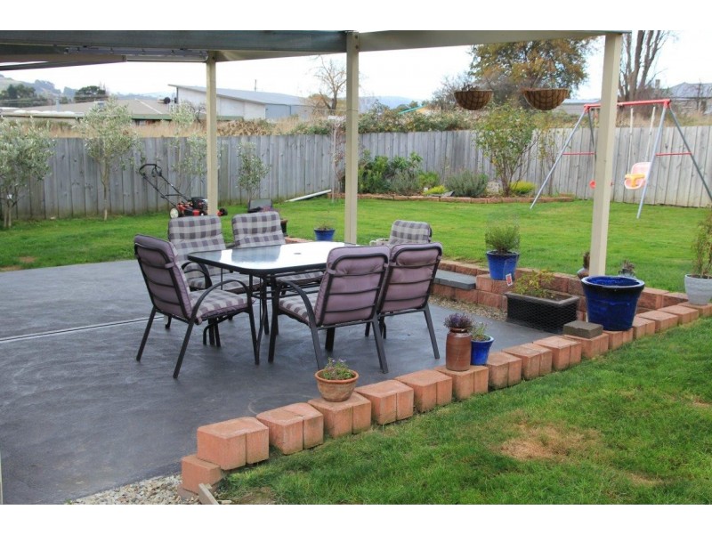 28 Crimson Drive, Margate TAS 7054