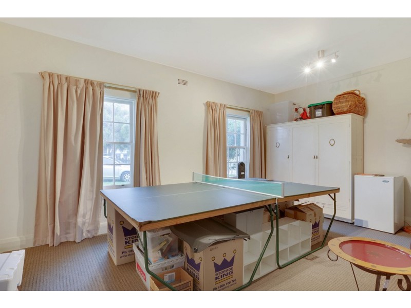33 Browns Road, Kingston TAS 7050