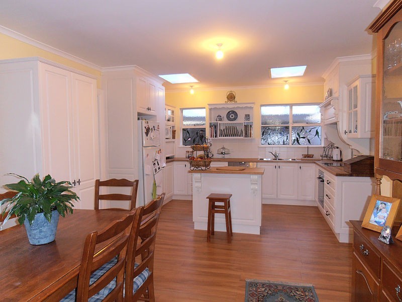 10 Lewan Avenue, Kingston TAS 7050