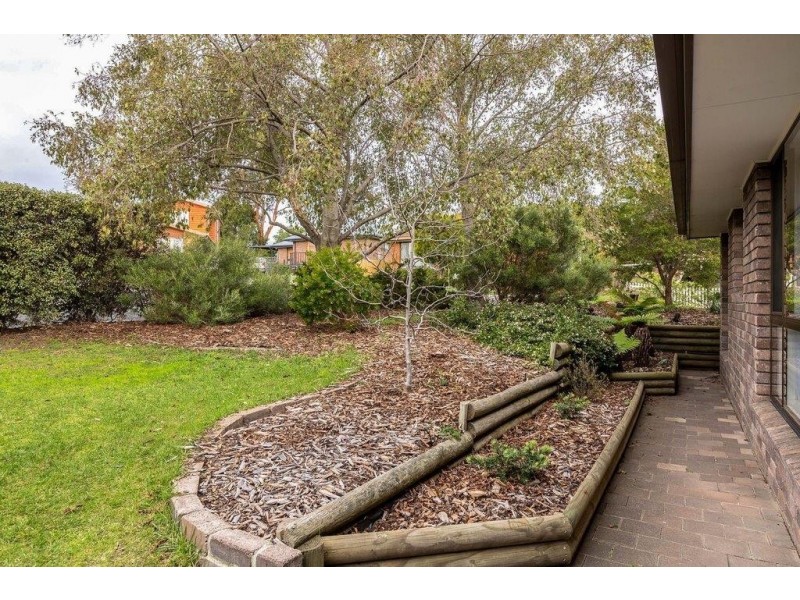 9 Alex Court, Kingston Beach TAS 7050