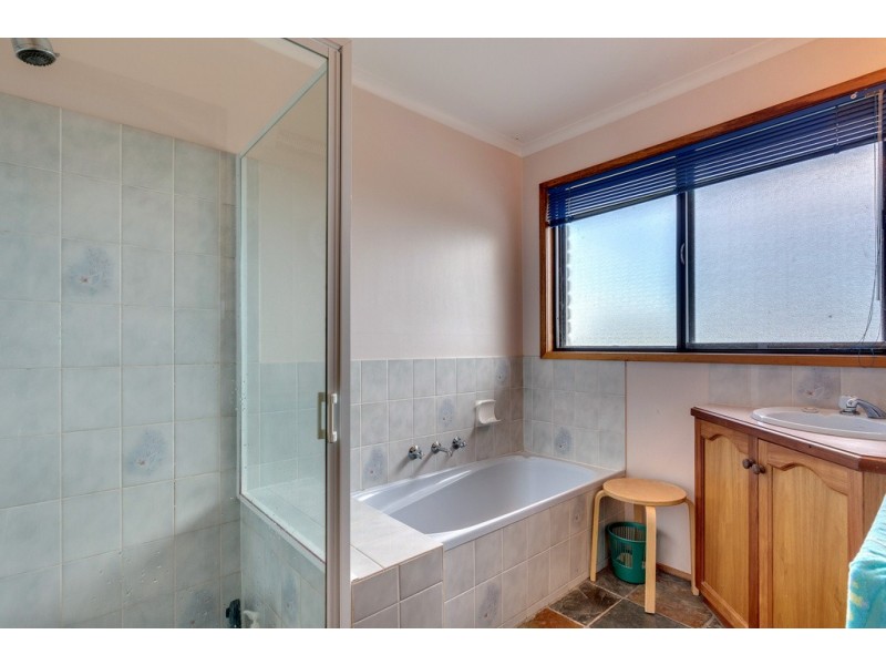 3 Billanbri Court, Blackmans Bay TAS 7052
