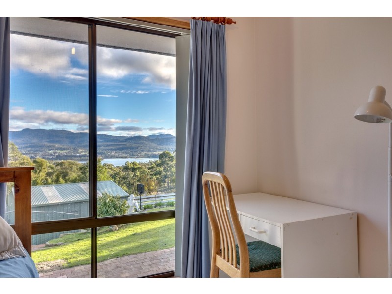 3 Billanbri Court, Blackmans Bay TAS 7052