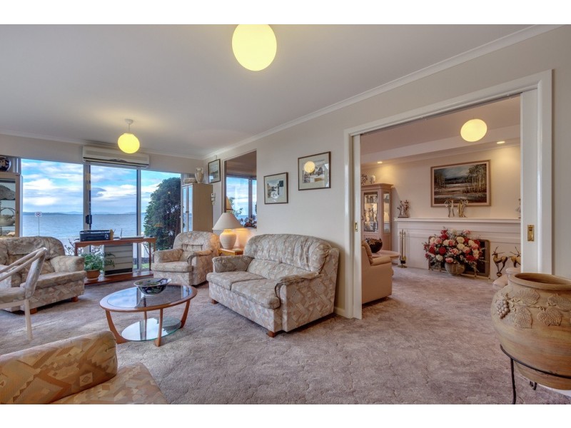 32 Hazell Street, Blackmans Bay TAS 7052