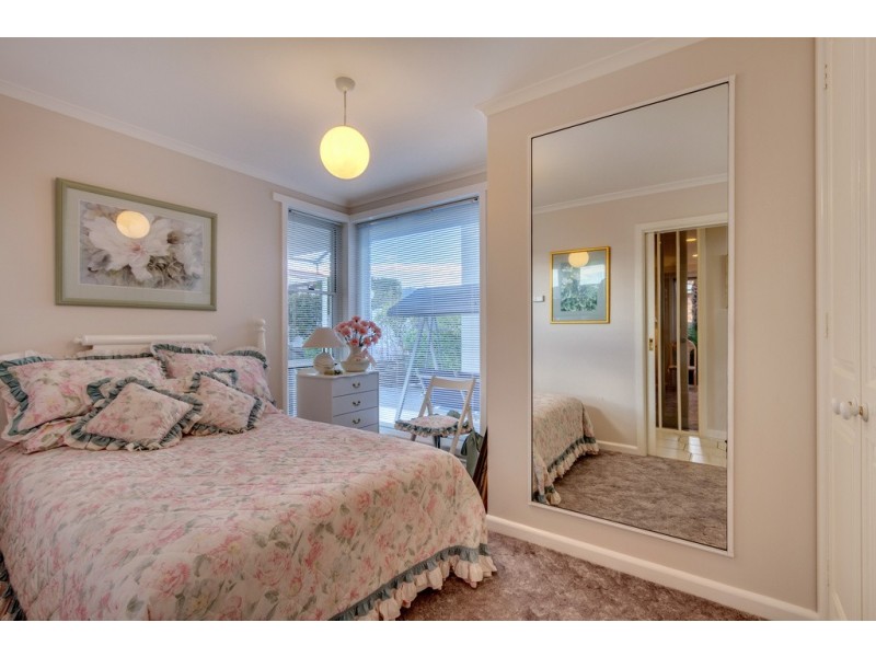 32 Hazell Street, Blackmans Bay TAS 7052