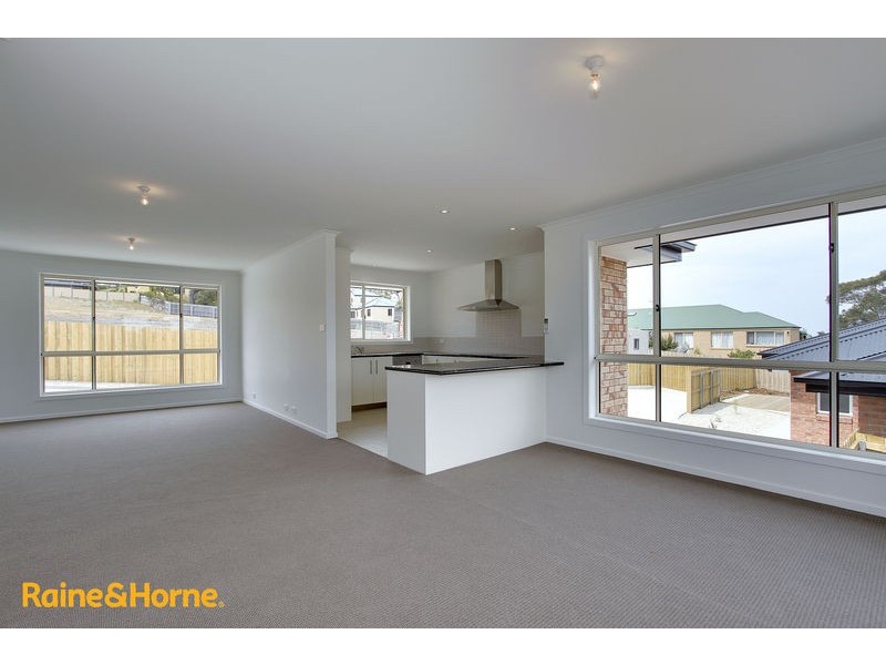23 Cider Gum Drive, Blackmans Bay TAS 7052