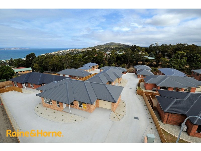 23 Cider Gum Drive, Blackmans Bay TAS 7052