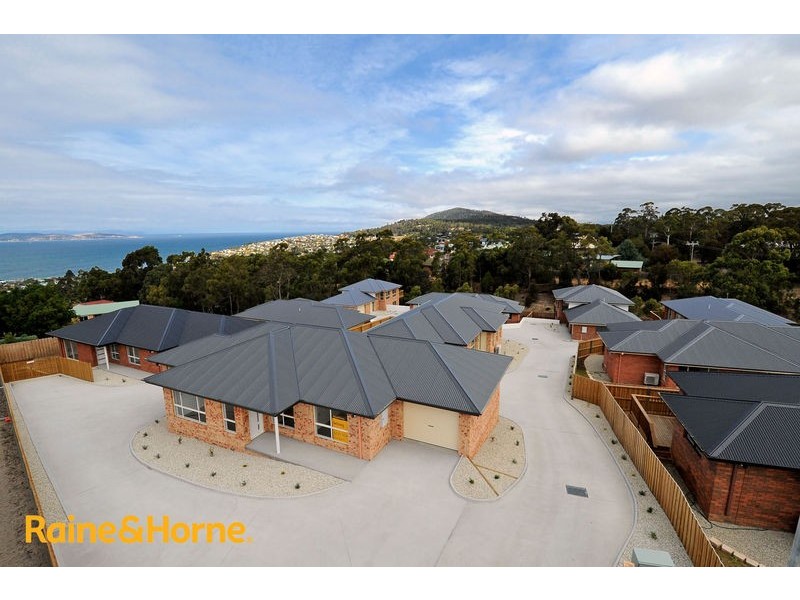 23 Cider Gum Drive, Blackmans Bay TAS 7052