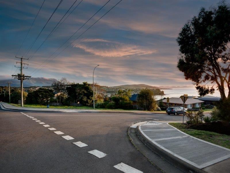 156 Wells Parade, Blackmans Bay TAS 7052
