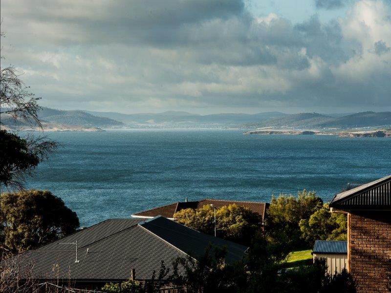 156 Wells Parade, Blackmans Bay TAS 7052