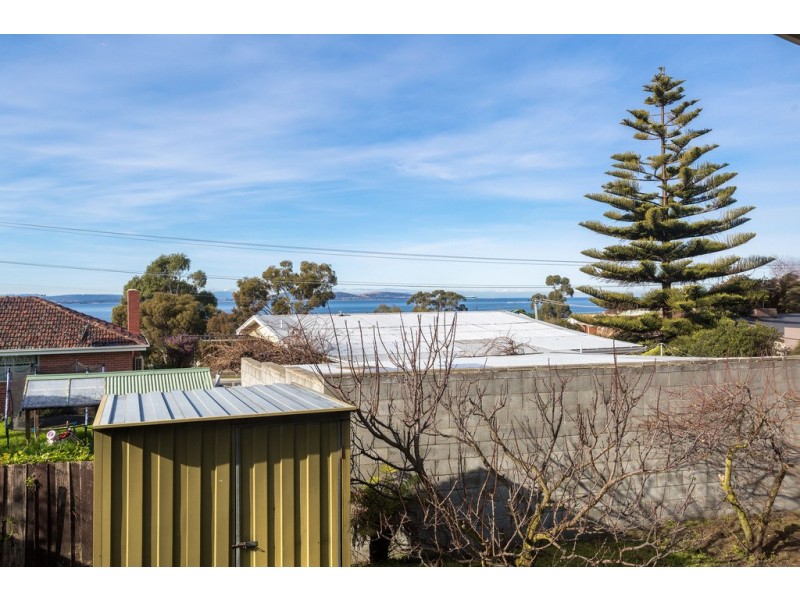 32 Crystal Downs Drive, Blackmans Bay TAS 7052