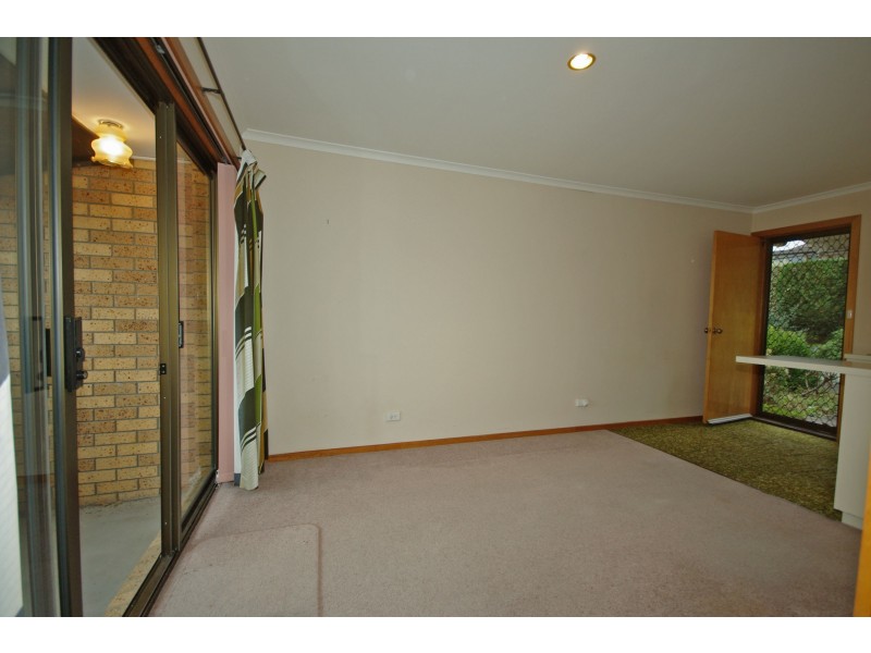 402 Village Drive, Kingston TAS 7050