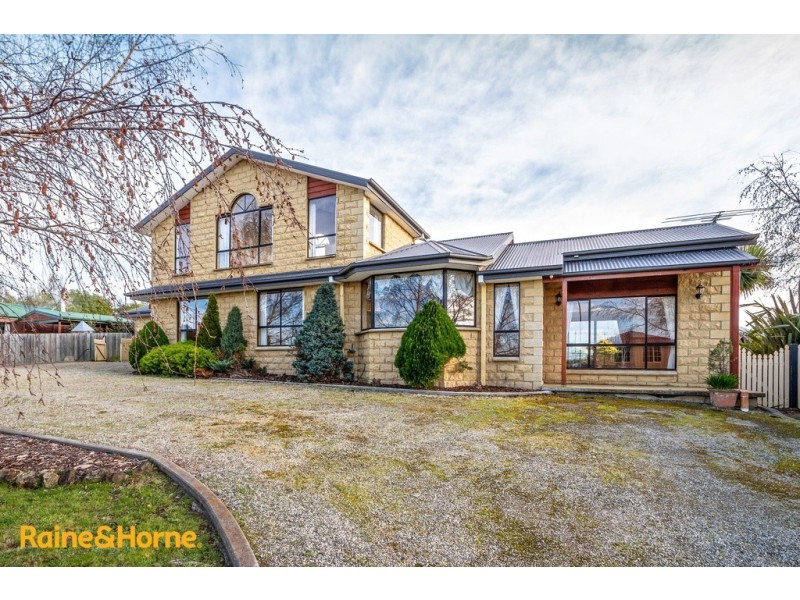 21 Welcome Avenue, Kingston TAS 7050