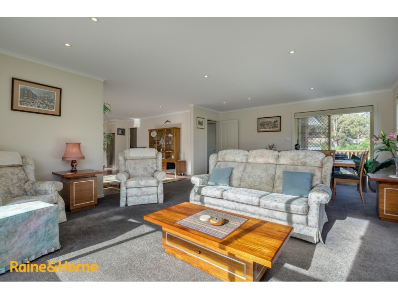 523 Village Drive, Kingston TAS 7050