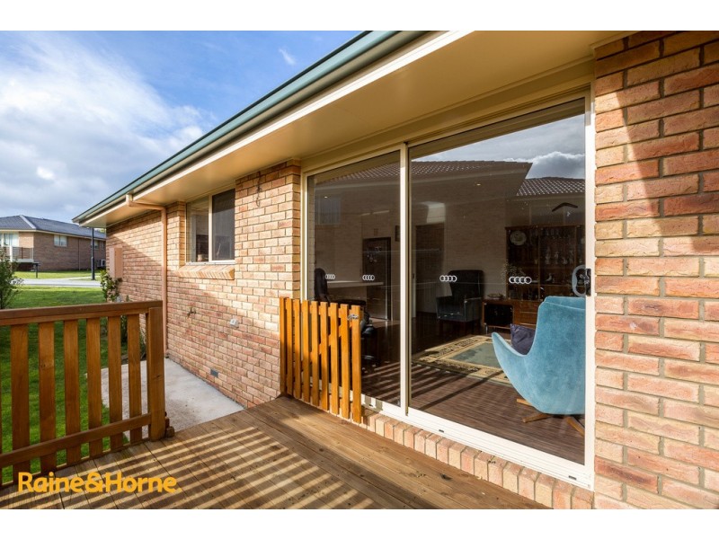 523 Village Drive, Kingston TAS 7050