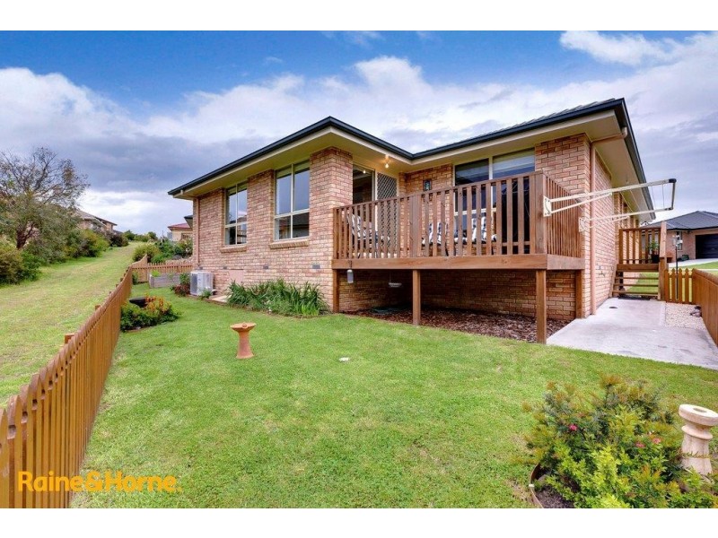 523 Village Drive, Kingston TAS 7050