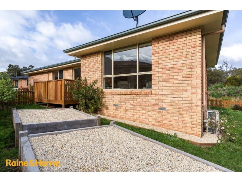 523 Village Drive, Kingston TAS 7050