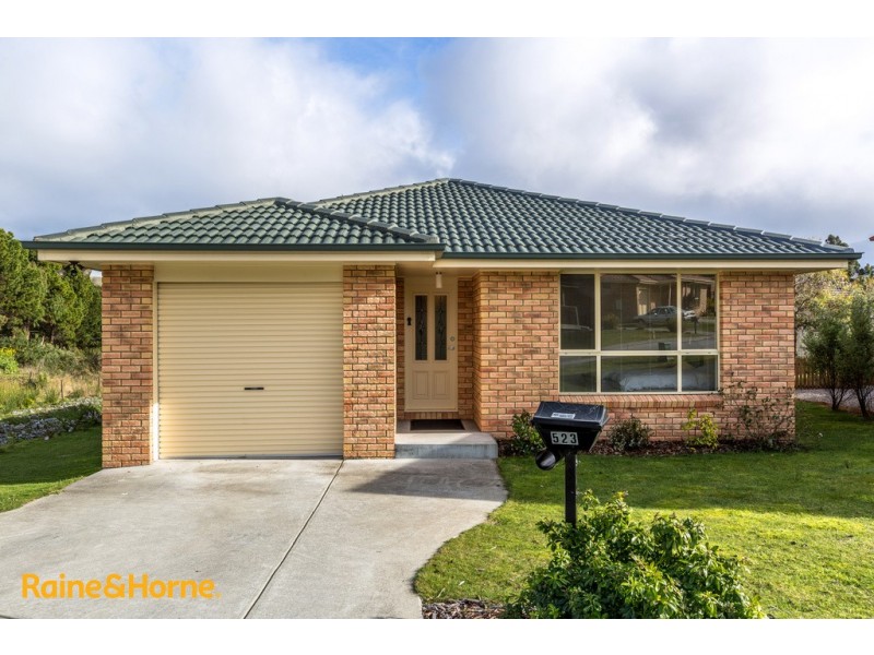 523 Village Drive, Kingston TAS 7050