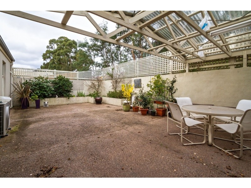 1/21 Olive Place, Kingston TAS 7050