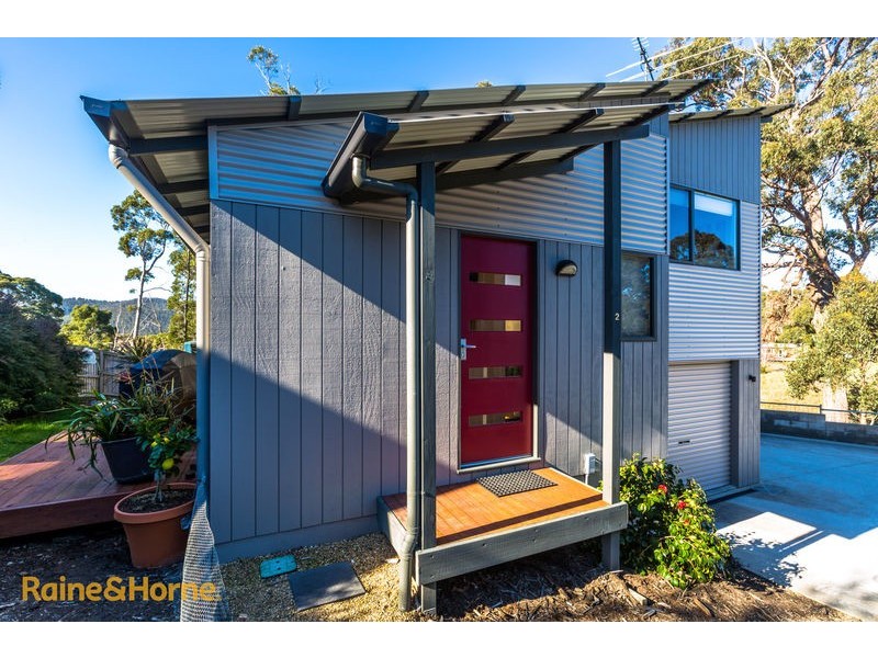Unit  2/3 Brook Way, Kingston TAS 7050