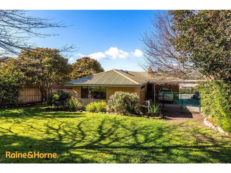 4 Nolan Crescent, Kingston TAS 7050