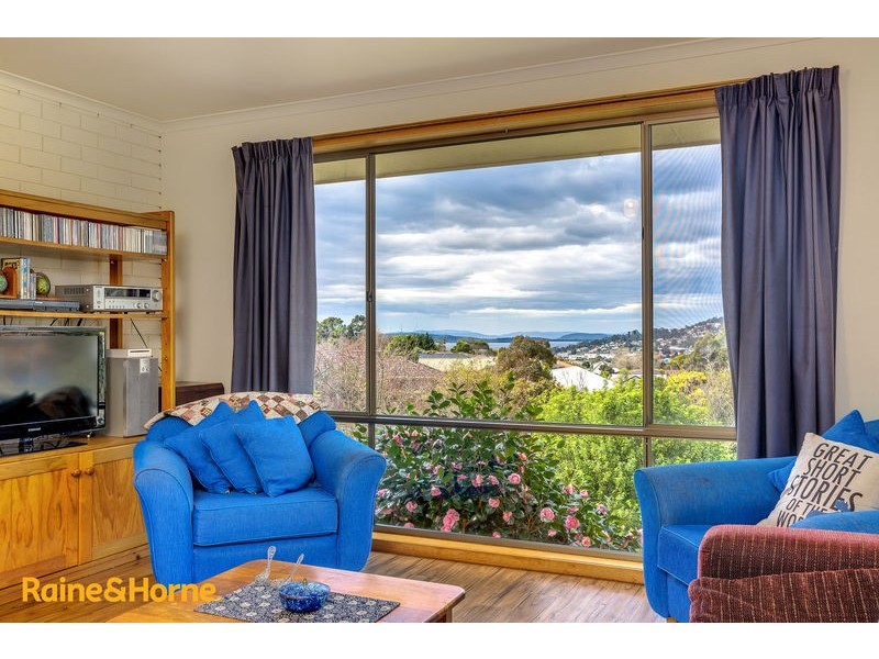 4 Nolan Crescent, Kingston TAS 7050